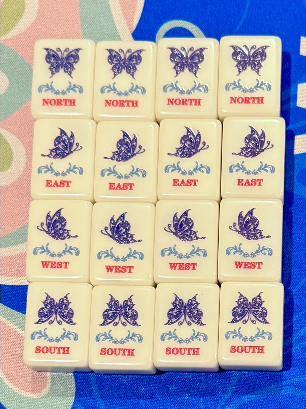 Blue and White Chinoiserie Style American Mahjong Set - 160 Tiles